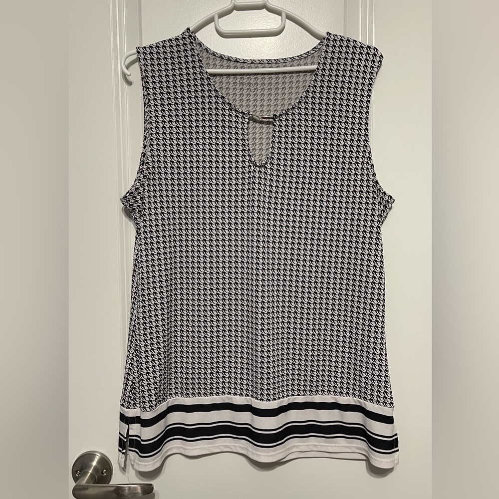 Cleo Sleeveless Tanktop